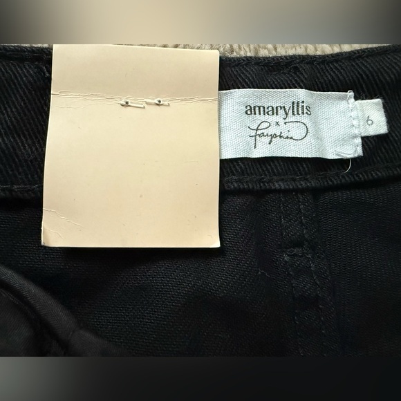 Amaryllis & Tayshia The Manhattan Black denim Jeans Sz 6 Frayed Hem Straight Leg - Picture 13 of 15